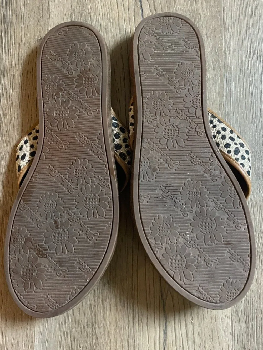 Yellow Box Women's Animal Print Leopard Flop Flops Thong Sandals 9.5 - Picture 9 of 10